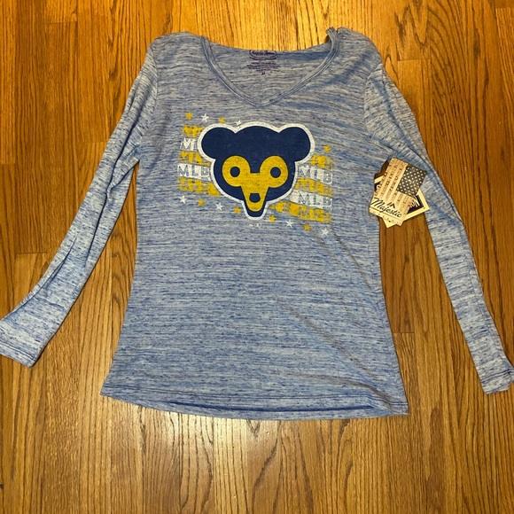 MLB Cubs Hooded Long Sleeve Shirt - Picture 2 of 4